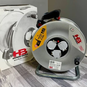 25 mtr extension reel 13 AMP Top Plug HB