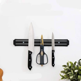 Magnetic kitchen knife stand