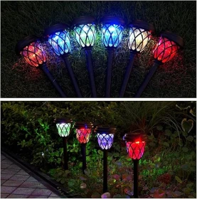 Solar garden lamp